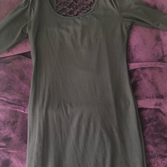 Dress - Picture 4 of 6